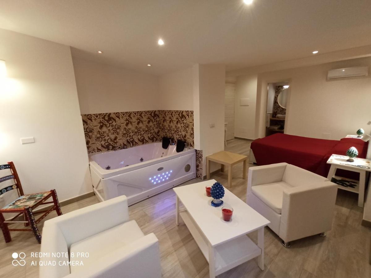 B&B Triskeles Giardini Naxos Dış mekan fotoğraf