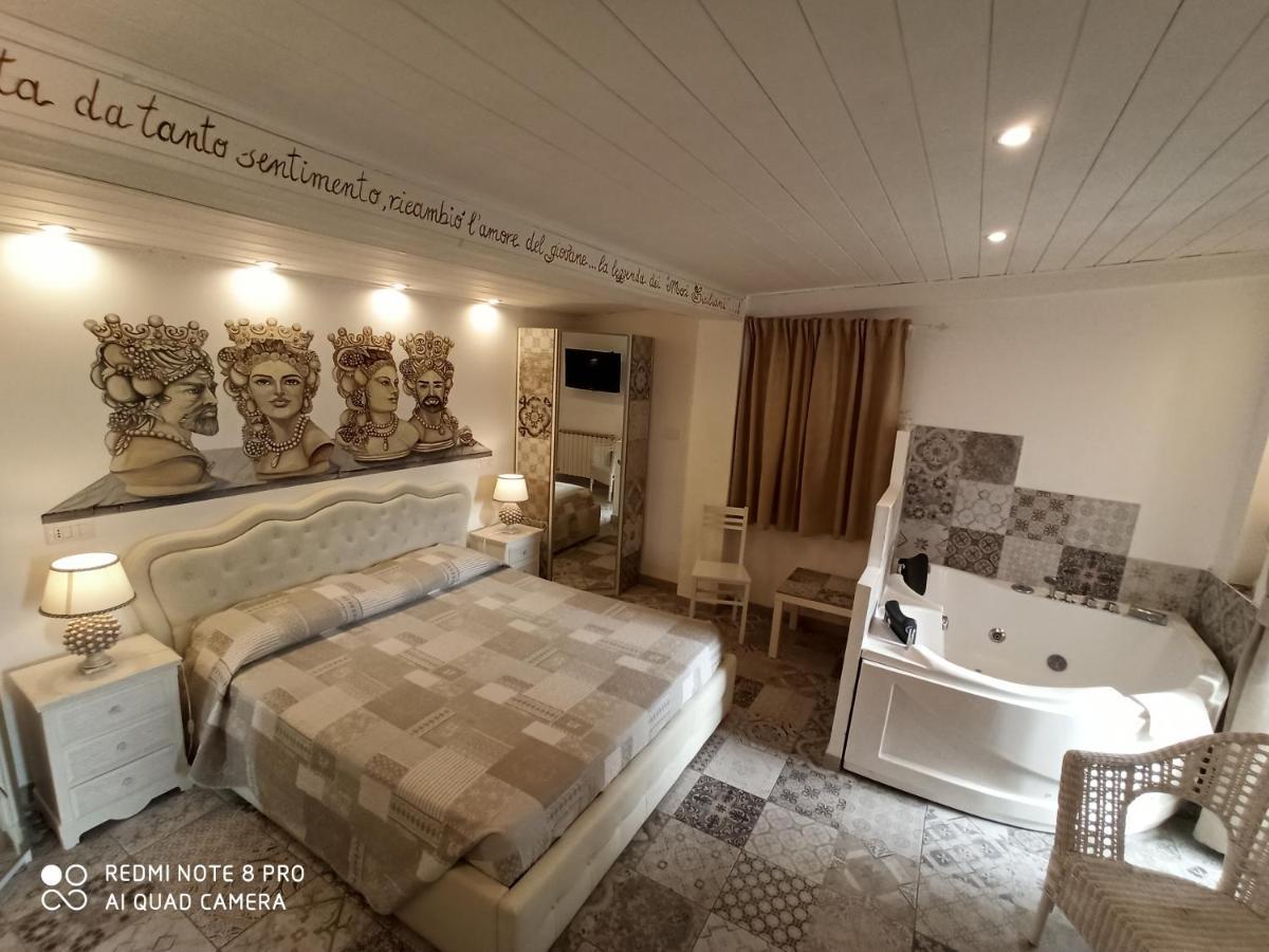 B&B Triskeles Giardini Naxos Dış mekan fotoğraf