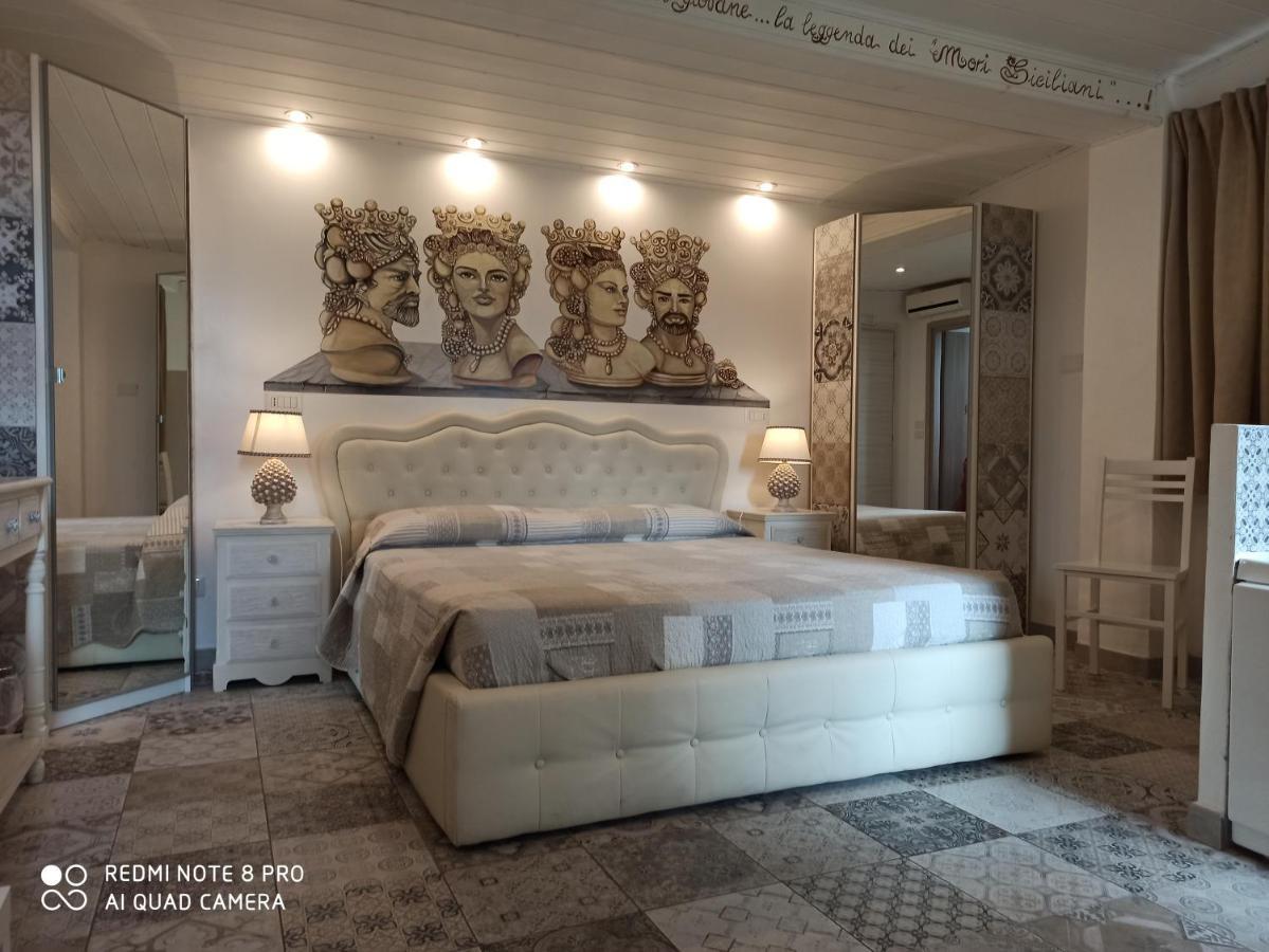 B&B Triskeles Giardini Naxos Dış mekan fotoğraf
