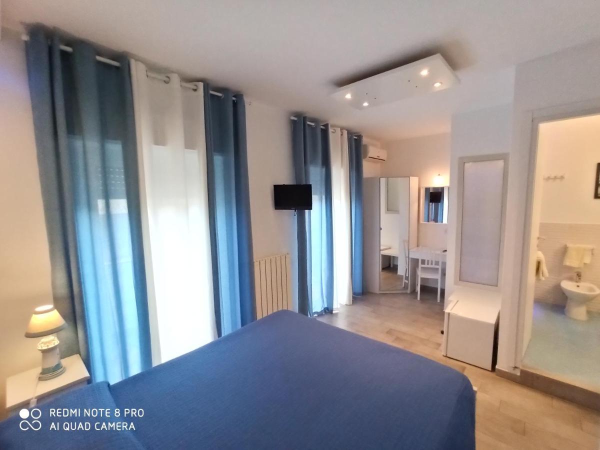 B&B Triskeles Giardini Naxos Dış mekan fotoğraf